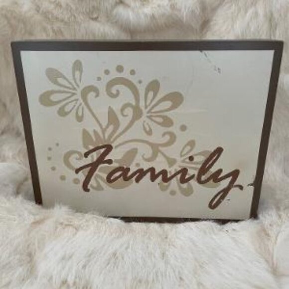 Five Piece "Dream" Shelf Decor - Picture 4 of 6